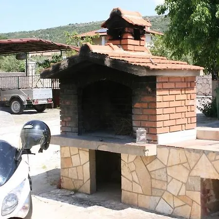 6247b Apartment Tribalj