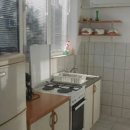 6247b Apartment