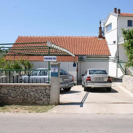 Apartment 6247b
