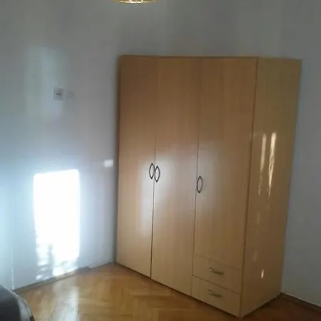 Apartment 6247b